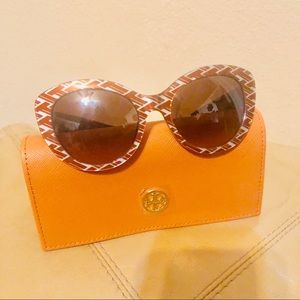 TORY BURCH SUNGLASSES